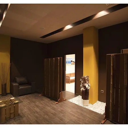 Regina Mare 4* تساريفو