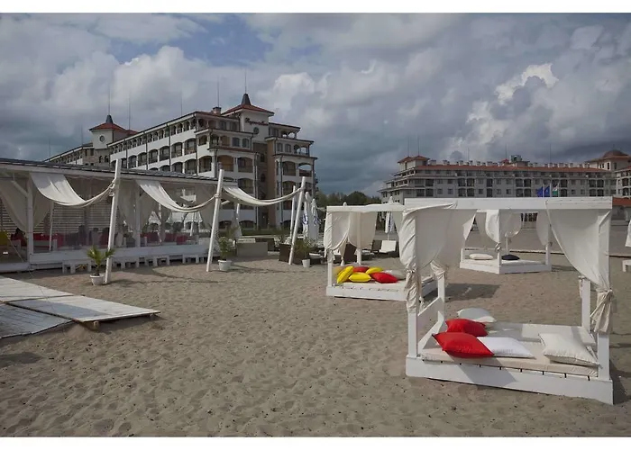 Regina Mare Царево